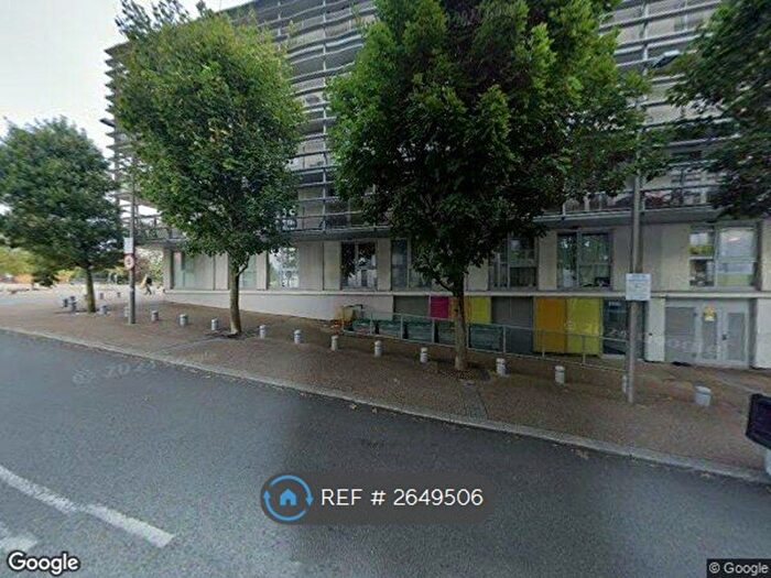 Studio To Rent In New River Avenue, London, N8