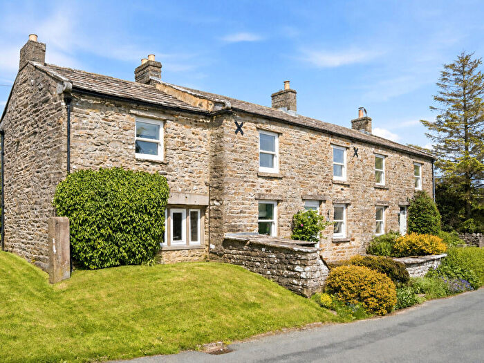 4 Bedroom Character Property For Sale In South View Cottage, Carlton Leyburn, North Yorkshire, DL8