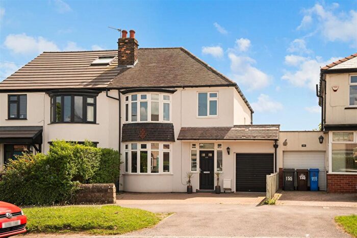3 Bedroom Semi-Detached House For Sale In Sandygate Road, Crosspool, S10