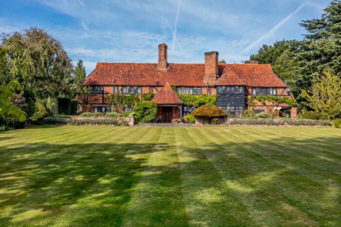 8 Bedroom Equestrian Facility For Sale In Woodhill, Send, Woking, Surrey, GU23