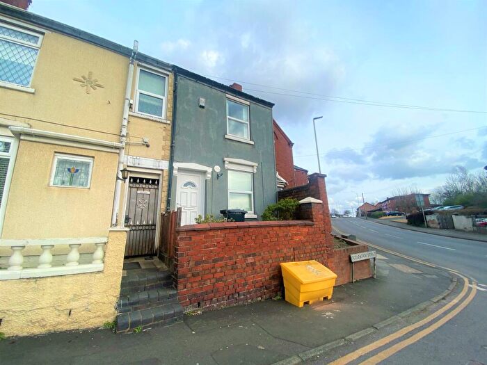 2 Bedroom House To Rent In Occupation Street, Dudley, DY1