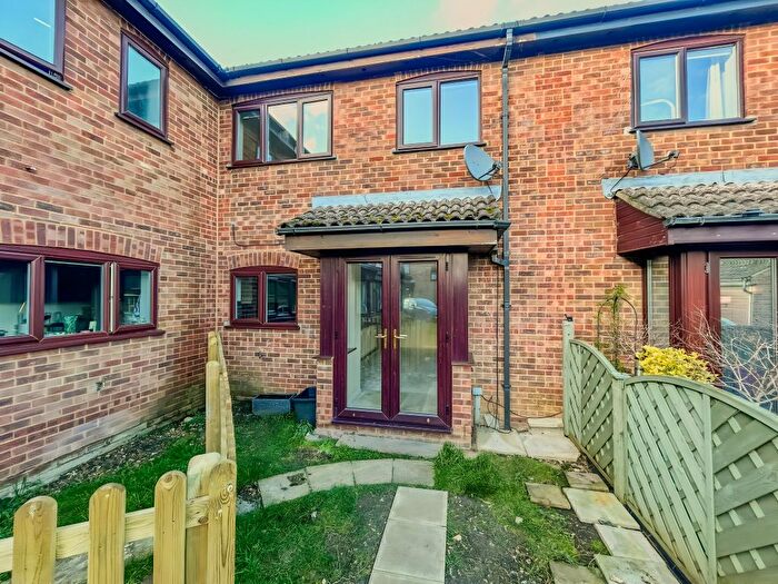 2 Bedroom Terraced House To Rent In Totteridge Road, High Wycombe, HP13