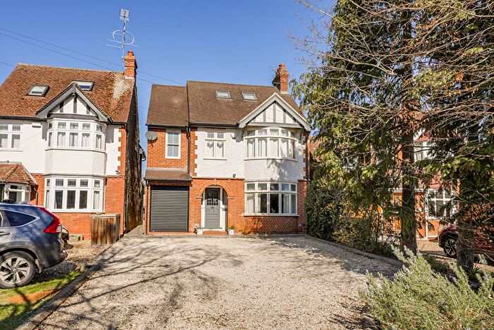 4 Bedroom Detached House For Sale In Hillside Road, Leighton Buzzard, LU7