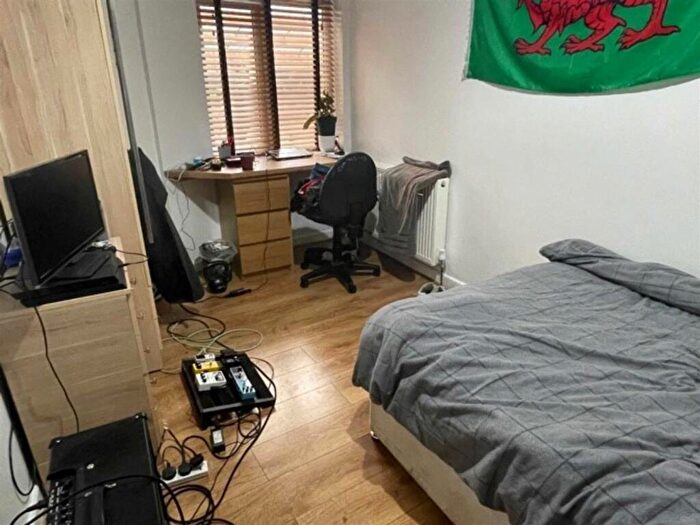5 Bedroom Private Hall To Rent In Standish Road (), Fallowfield, Manchester, M14