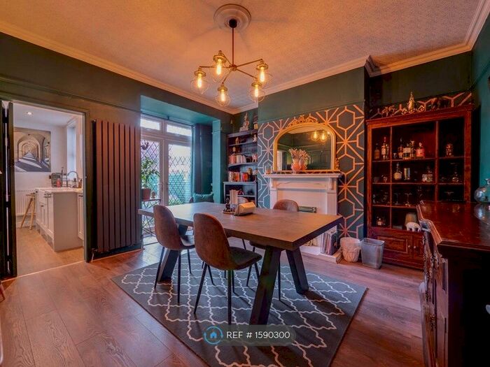 3 Bedroom Terraced House To Rent In Culcheth Lane, Manchester, M40