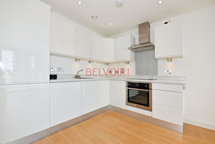 2 Bedroom Flat To Rent In The Blake Building, Ocean Village, Southampton, SO14