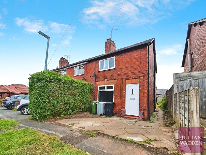 2 Bedroom Semi-Detached House To Rent In Spinney Mead, Macclesfield, Cheshire, SK10