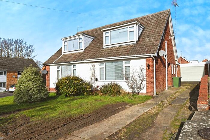 3 Bedroom Semi-Detached House For Sale In Buxton Road, Coggeshall, Colchester, CO6