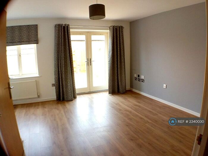 3 Bedroom Semi-Detached House To Rent In Sunderland Road, Moreton-In-Marsh, GL56