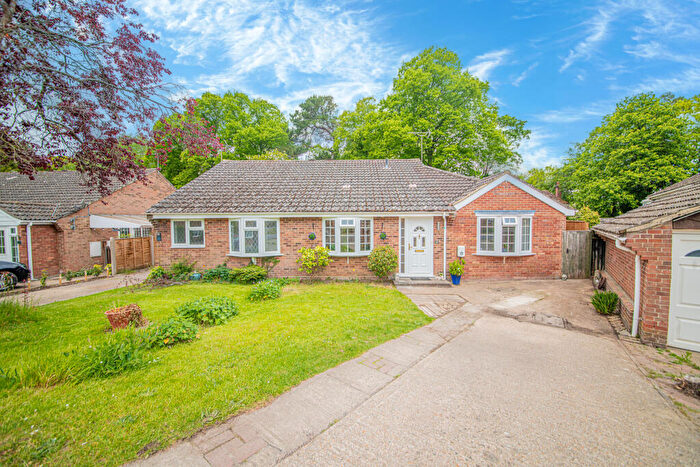4 Bedroom Semi-Detached Bungalow For Sale In Kensington Close, Bishopstoke, Eastleigh, SO50