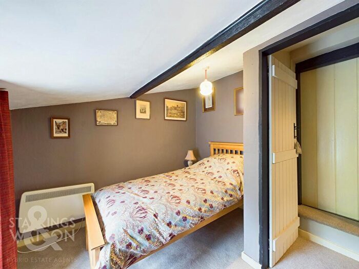 2 Bedroom Detached House For Sale In Dereham Road, Mattishall, NR20