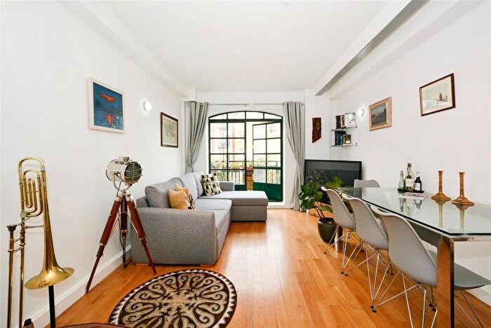 2 Bedroom Flat To Rent In Canada Wharf, SE16