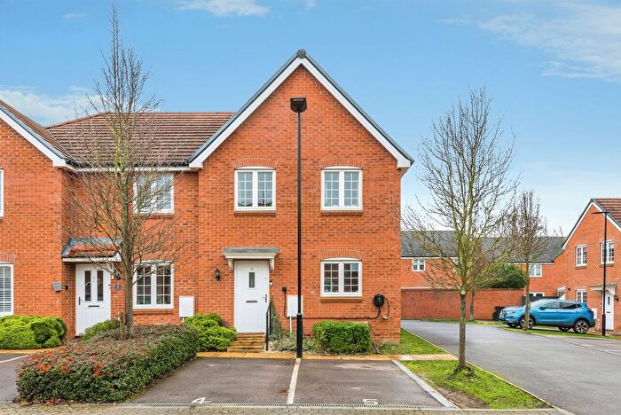 3 Bedroom Semi-Detached House For Sale In Markus Avenue, Thame, OX9