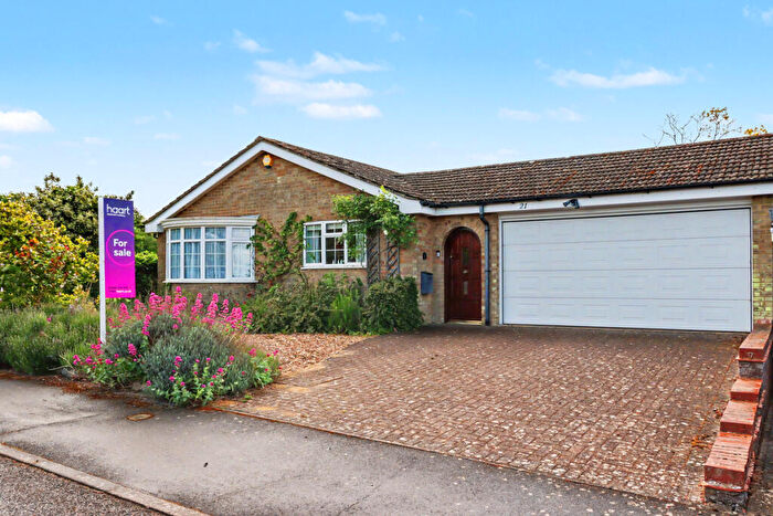 3 Bedroom Bungalow For Sale In Kilpin Green, Newport Pagnell, MK16