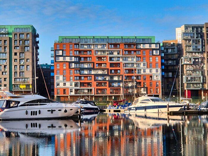 2 Bedroom Flat To Rent In Eclipse Court, Stoke Quay, IP2