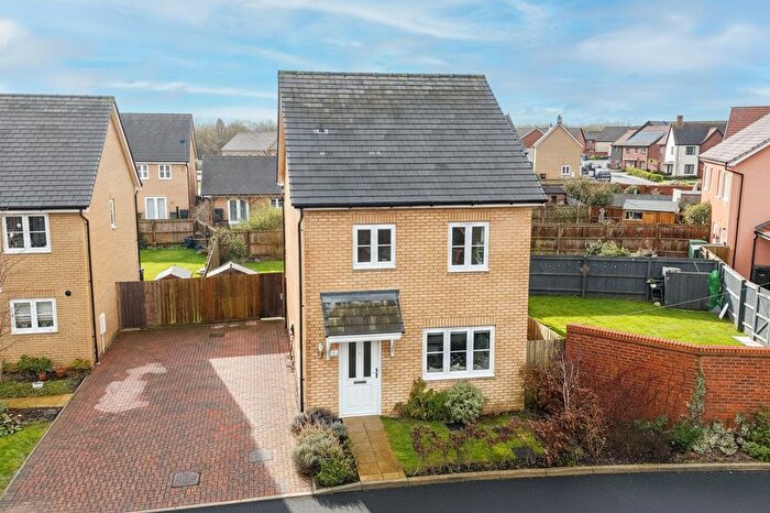 3 Bedroom Detached House For Sale In Jay Crescent, Wymondham, NR18