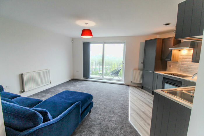1 Bedroom Apartment To Rent In The Waterfront, Manchester, M11