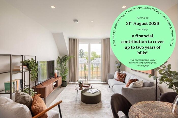 2 Bedroom Retirement Property For Sale In Hobbs Close, West Byfleet, KT14
