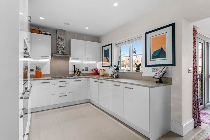 3 Bedroom Retirement Property For Sale In Larch Court, Great Alne Park Alcester, Warwickshire, B49