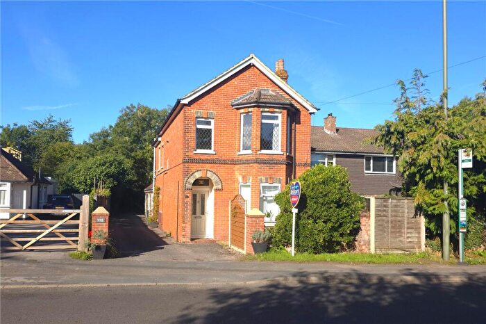 1 Bedroom Maisonette For Sale In Oxenden Road, Tongham, Surrey, GU10