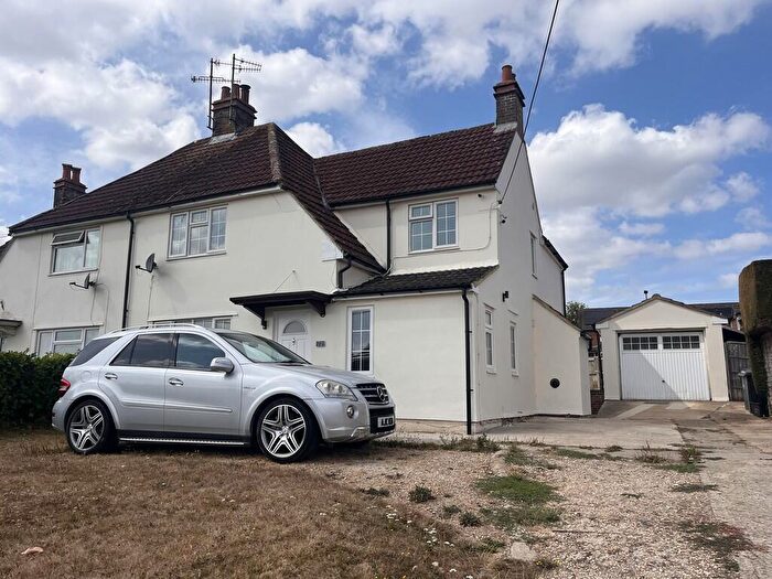 4 Bedroom Semi-Detached House To Rent In Church Street, Great Bedwyn, SN8