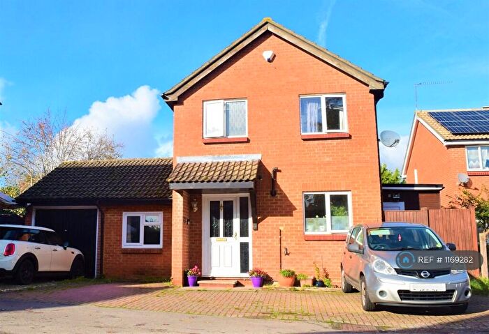 4 Bedroom Detached House To Rent In Whitestone Close, Lower Earley, Reading, RG6