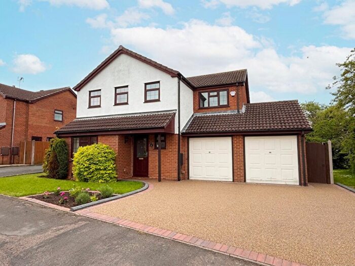 4 Bedroom Detached House For Sale In Gorse Farm Road, Nuneaton, CV11