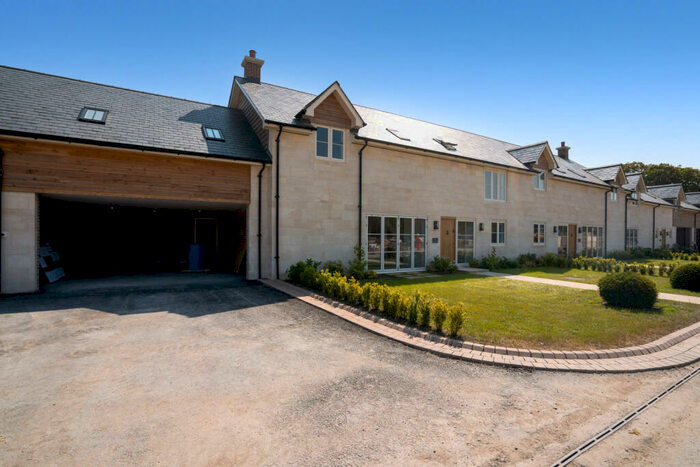 4 Bedroom House For Sale In Netherhampton Farm, Wilton, Salisbury, Wiltshire, SP2