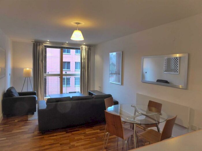 2 Bedroom Flat To Rent In The Hacienda, - Whitworth Street West, Southern Gateway, M1