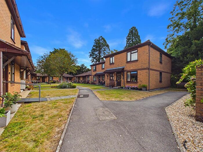 2 Bedroom Flat For Sale In Langley Road, Chippenham, SN15