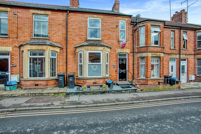 3 Bedroom Property To Rent In Beer Street, Yeovil, BA20