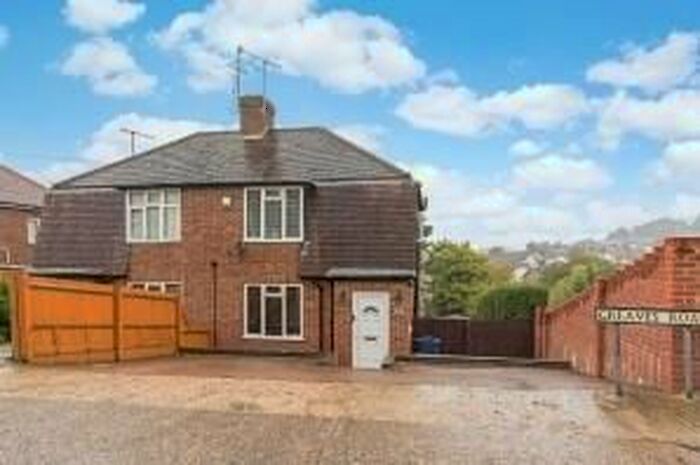 3 Bedroom Semi-Detached House To Rent In High Wycombe, Buckinghamshire, HP13