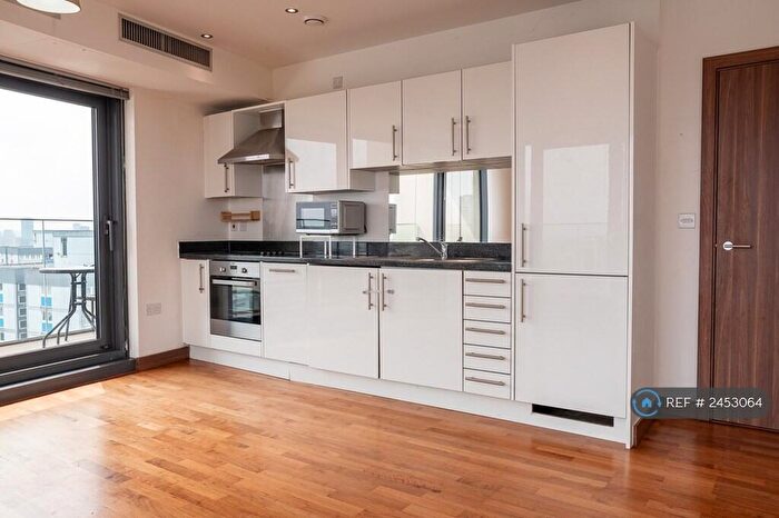 1 Bedroom Flat To Rent In River Heights, London, E15