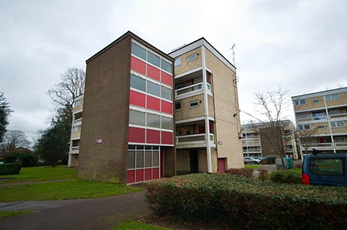 2 Bedroom Flat To Rent In Wavell Road, Bitterne, Southampton, SO18