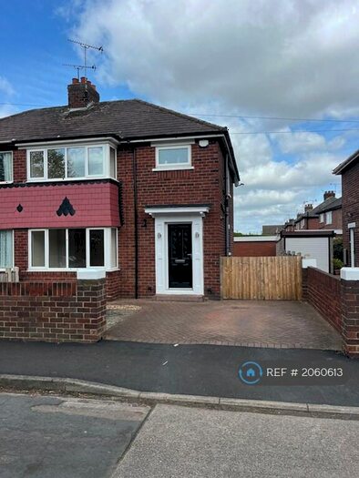 3 Bedroom Semi-Detached House To Rent In Ramsey Crescent, Doncaster, DN5