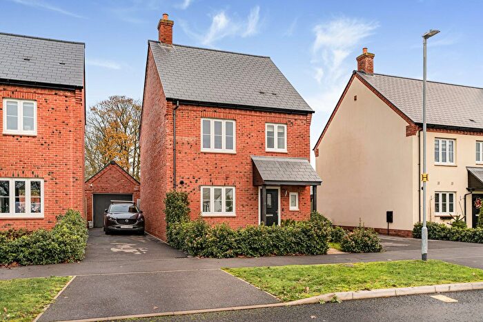 3 Bedroom Detached House For Sale In Trenchard Circle, Heyford Park, OX25