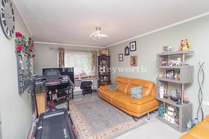 3 Bedroom House For Sale In Palatine Avenue, Lancaster, LA1