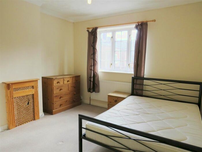 6 Bedroom Property To Rent In Dereham Road, Norwich NR2