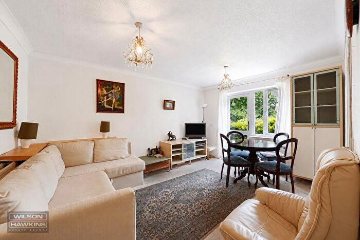 2 Bedroom Flat For Sale In Farmborough Close, Harrow, HA1