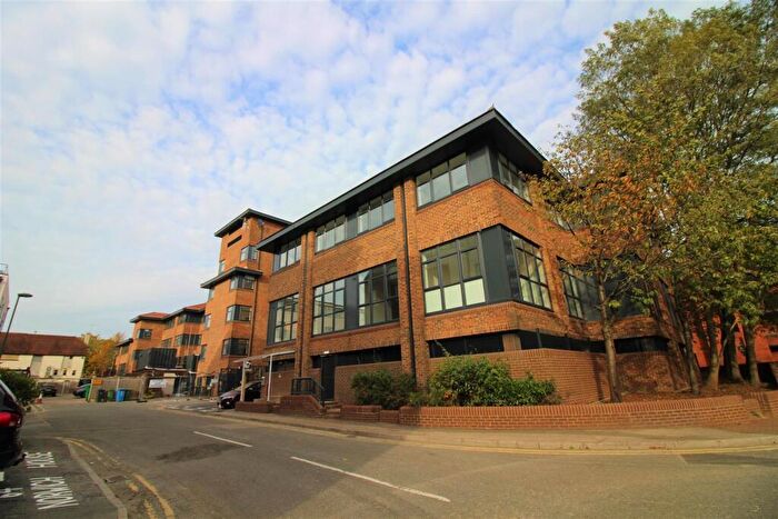 2 Bedroom Apartment To Rent In Norwich House, Camberley, GU15