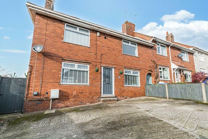 3 Bedroom End Of Terrace House For Sale In Lilac Grove, Church Warsop, Mansfield, NG20