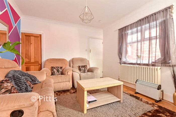 2 Bedroom Semi Detached House For Sale In Daniel Street, Ryde, Isle Of Wight, PO33