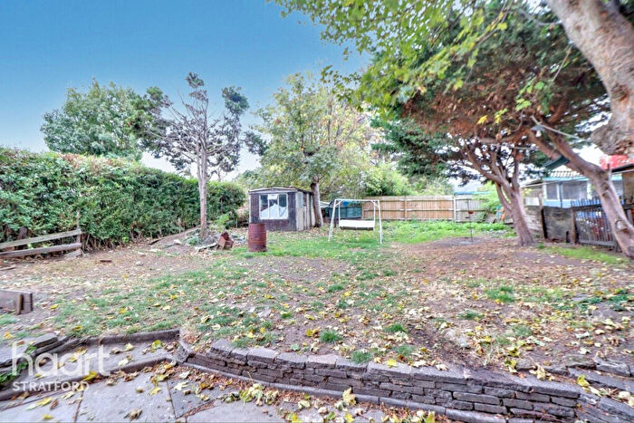 4 Bedroom Terraced House To Rent In Lincoln Road, London, E13