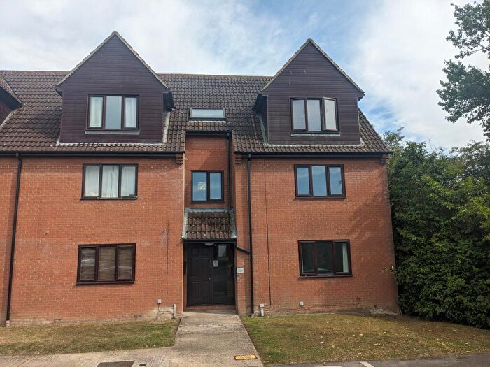 1 Bedroom Apartment To Rent In Intalbury Avenue, Aylesbury, Buckinghamshire, HP19