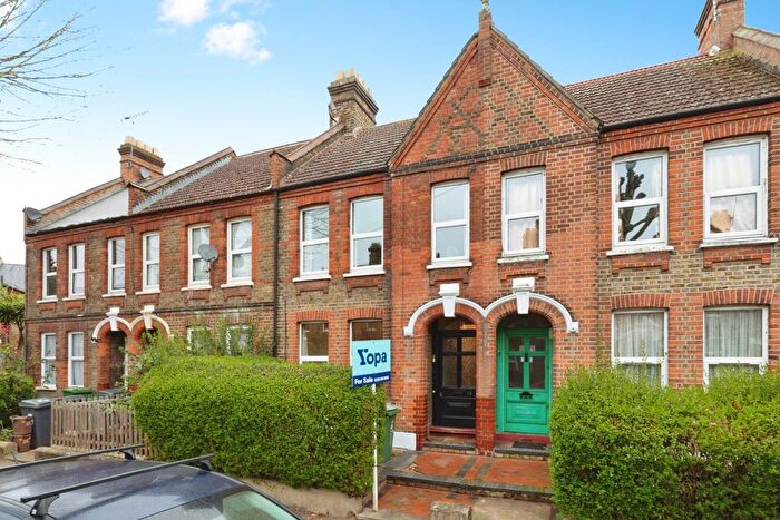 1 Bedroom Flat For Sale In Edward Road, London, E17