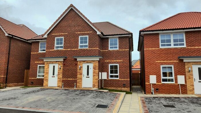 3 Bedroom Semi-Detached House To Rent In Langley Road, Harworth, Doncaster, Nottinghamshire, DN11