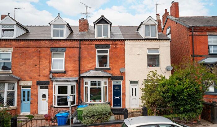 3 Bedroom Terraced House For Sale In Rutland Road, Chesterfield, S40