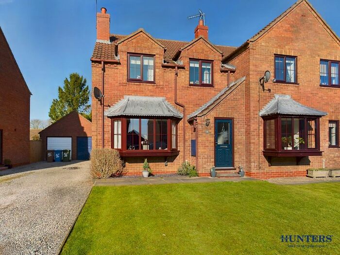 3 Bedroom Property For Sale In Coach House Garth, Barmby Moor, York, YO42