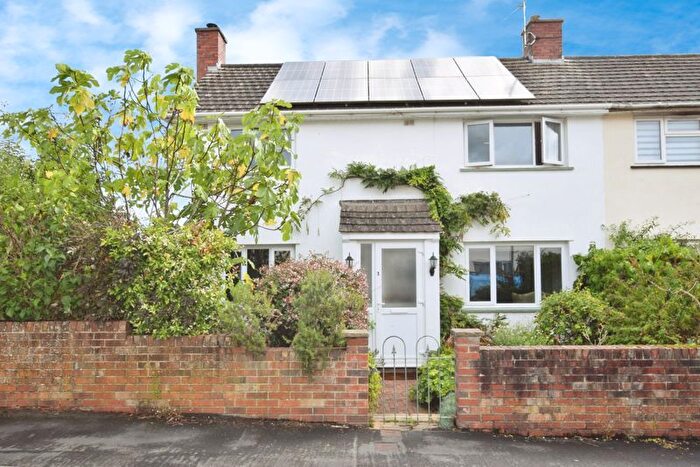 4 Bedroom Semi-Detached House For Sale In Lands Road, Pinhoe, Exeter, EX4