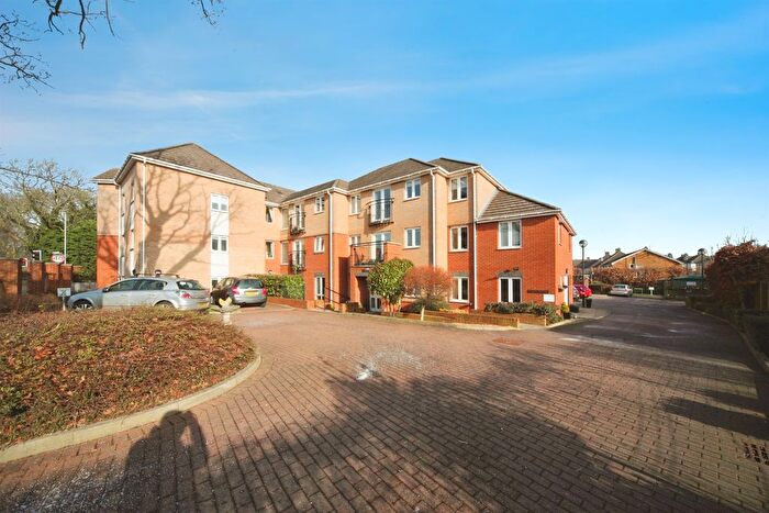 1 Bedroom Flat For Sale In Cannon Lane, Luton, LU2
